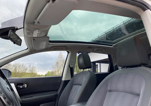 Nissan Qashqai cena 37900 przebieg: 173000, rok produkcji 2010 z Błaszki małe 106